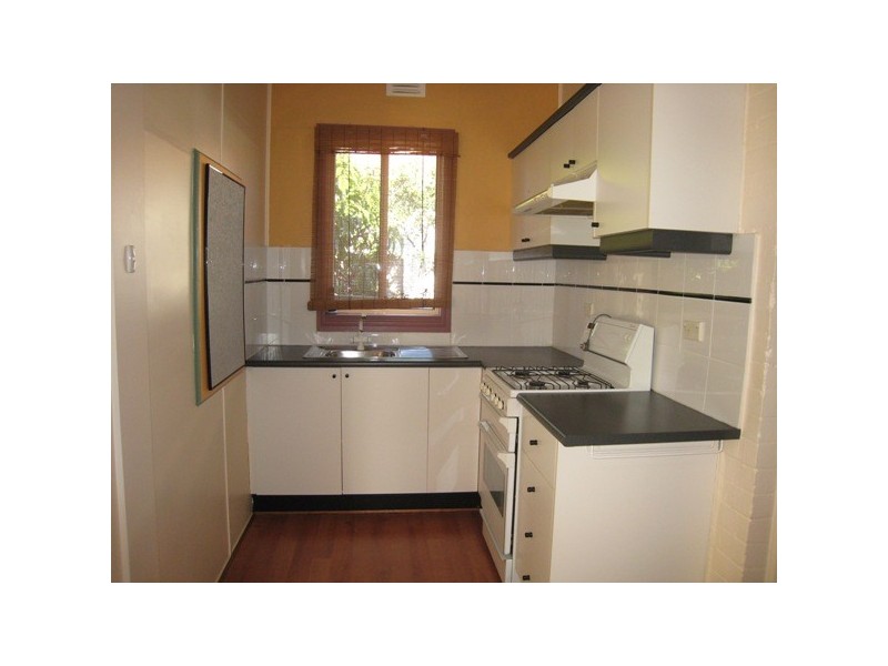 32 VIKING STREET, Campsie NSW 2194