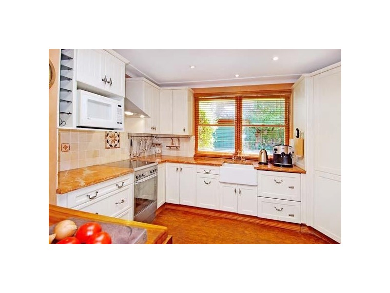 8 JACKSON PLACE, Earlwood NSW 2206