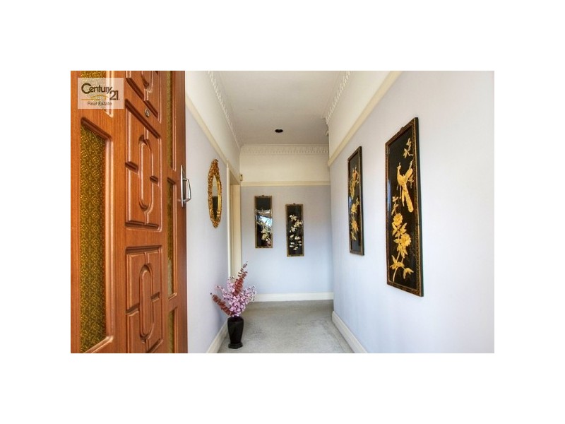 60 Kitchener Avenue, Earlwood NSW 2206