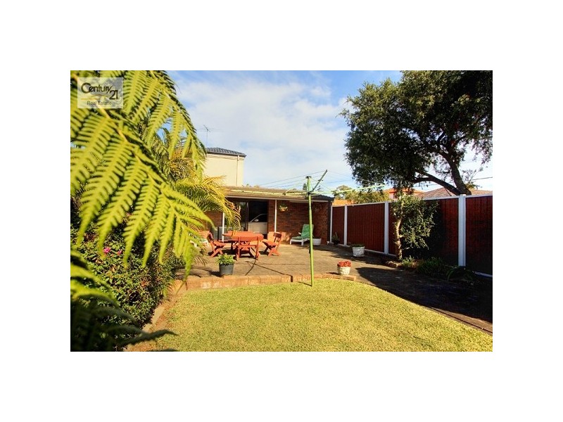 60 Kitchener Avenue, Earlwood NSW 2206