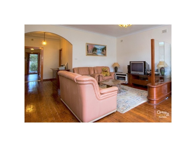 36 Baringa Road, Earlwood NSW 2206