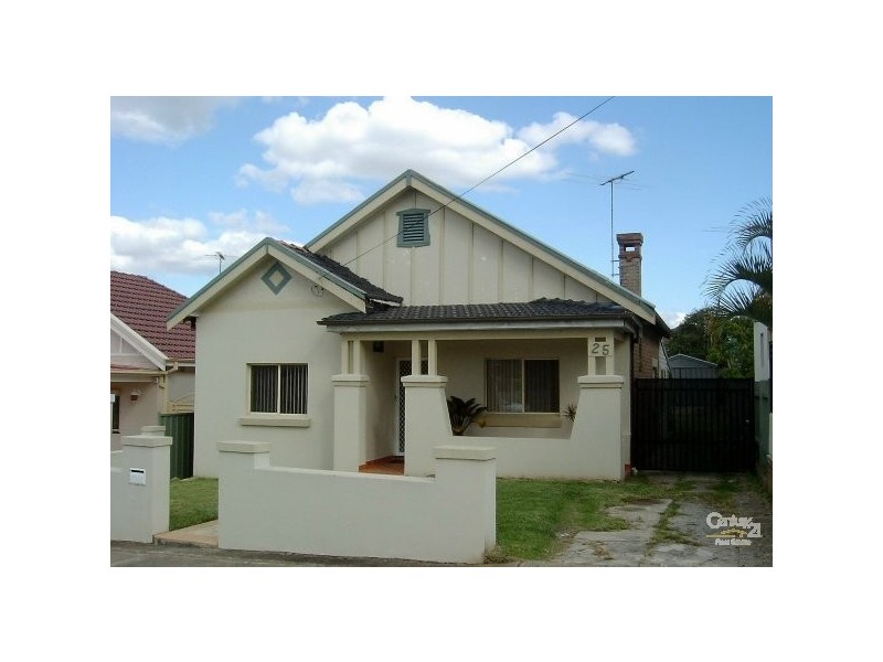 25  Manildra Street, Earlwood NSW 2206