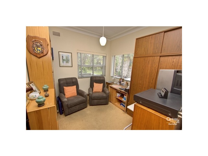 4 Fauna Street, Earlwood NSW 2206