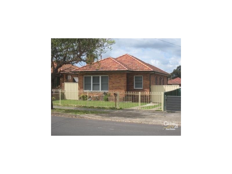 13 Carlton Parade, Punchbowl NSW 2196