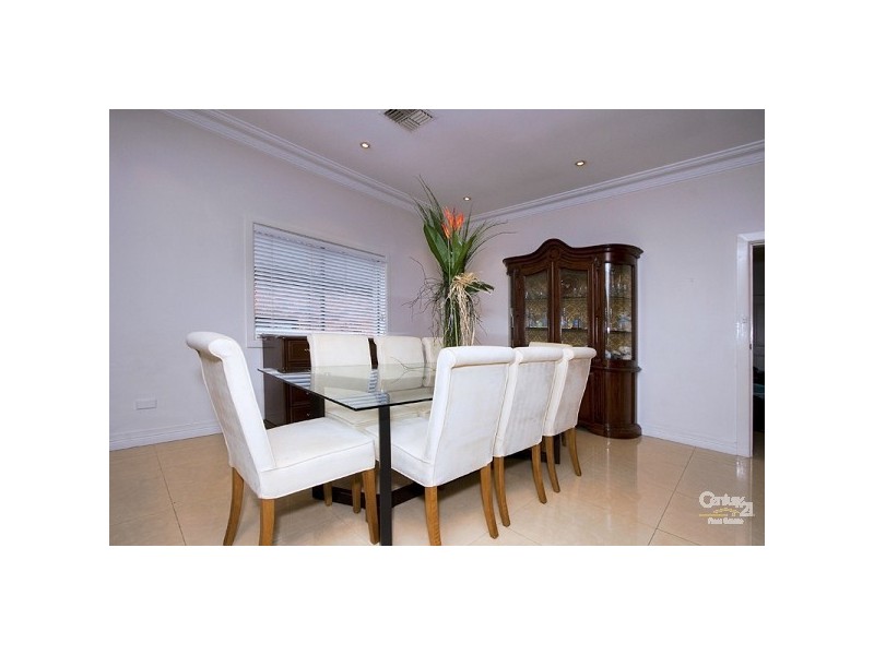 4 Larkhall Avenue, Earlwood NSW 2206