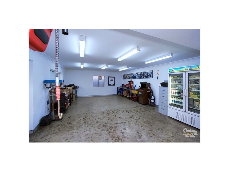 4 Larkhall Avenue, Earlwood NSW 2206