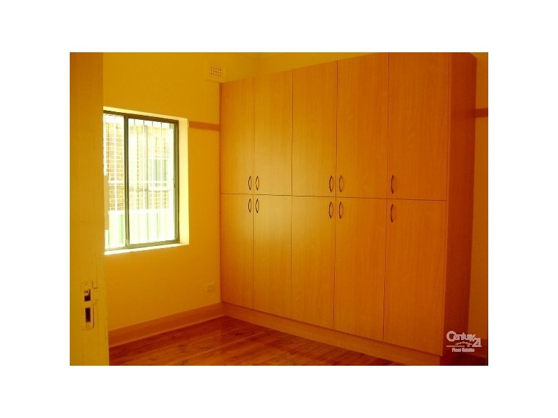 6 Cross Street, Campsie NSW 2194