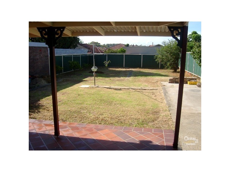 6 Cross Street, Campsie NSW 2194