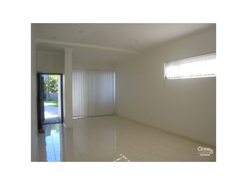 4 Bass Road, Earlwood NSW 2206