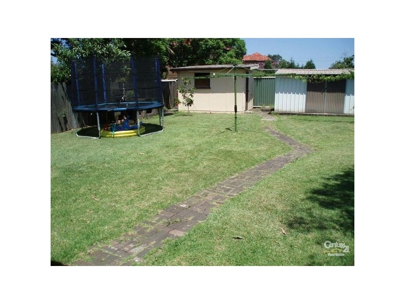 10 Fletcher Street, Campsie NSW 2194