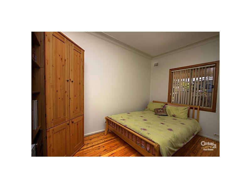 11 Lofts Avenue, Roselands NSW 2196