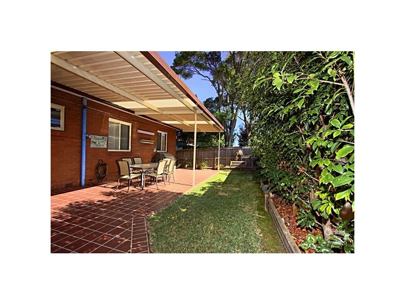 11 Lofts Avenue, Roselands NSW 2196