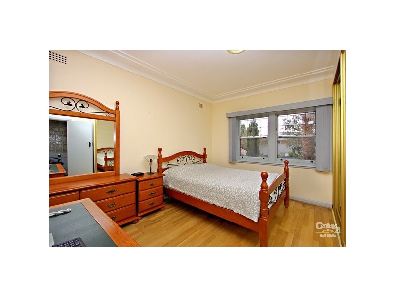 4 Douglas Street, Earlwood NSW 2206