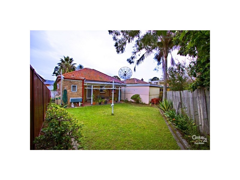4 Douglas Street, Earlwood NSW 2206