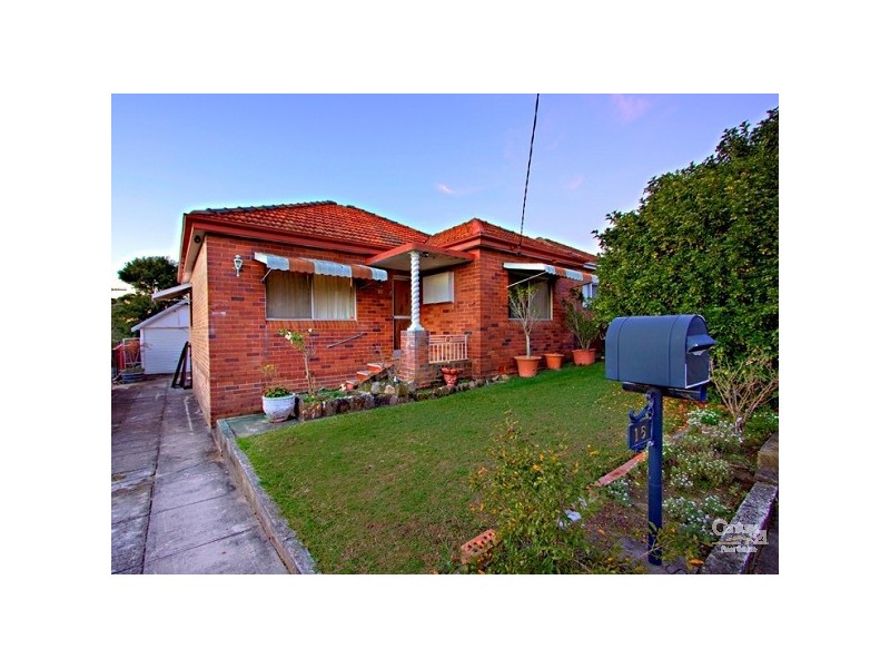 15 Hansen Avenue, Earlwood NSW 2206