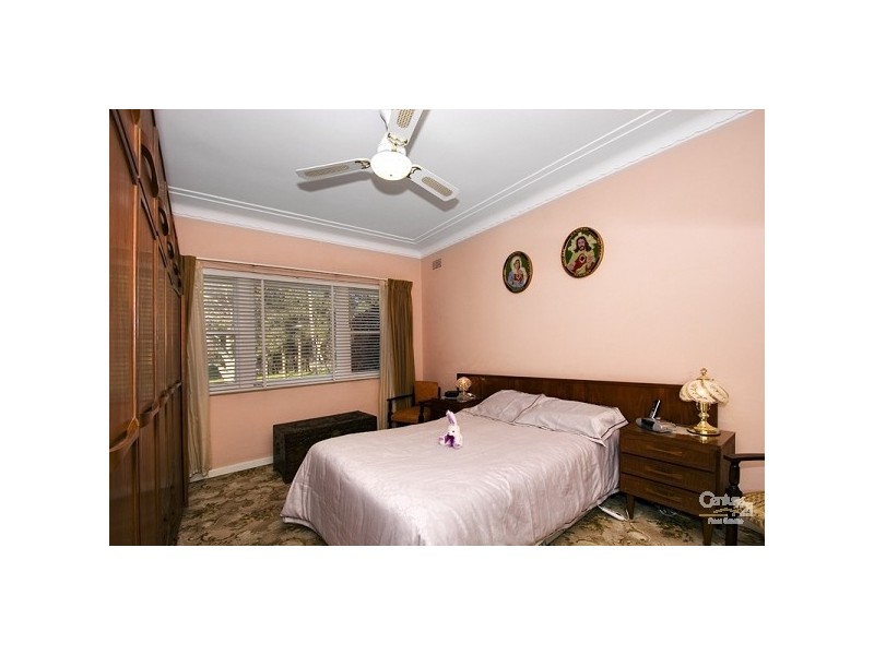 21 Glenview Avenue, Earlwood NSW 2206