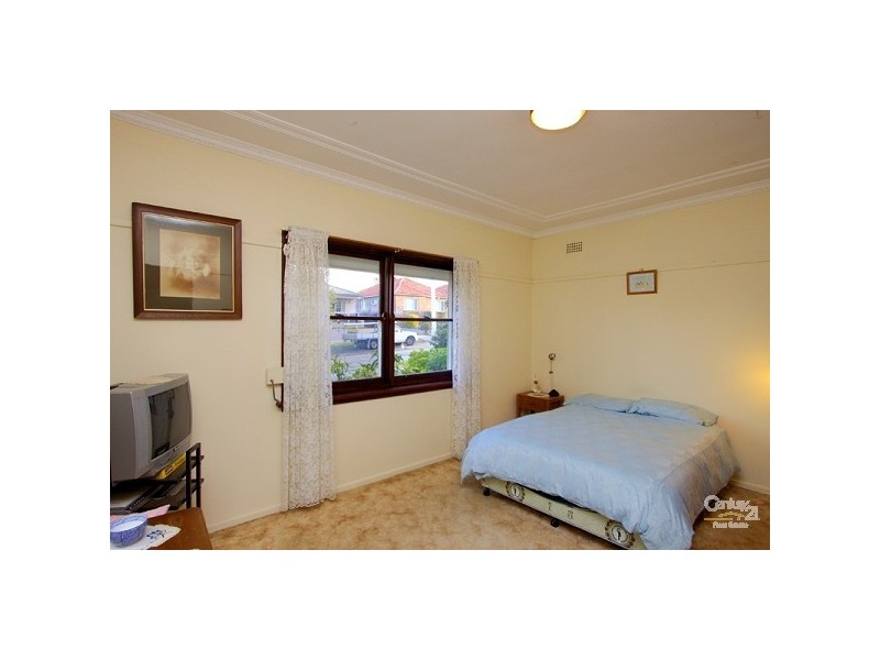 64 Chisholm Avenue, Clemton Park NSW 2206