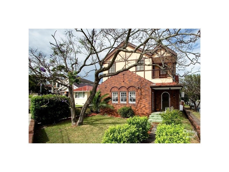 27 Prince Edward Avenue, Earlwood NSW 2206