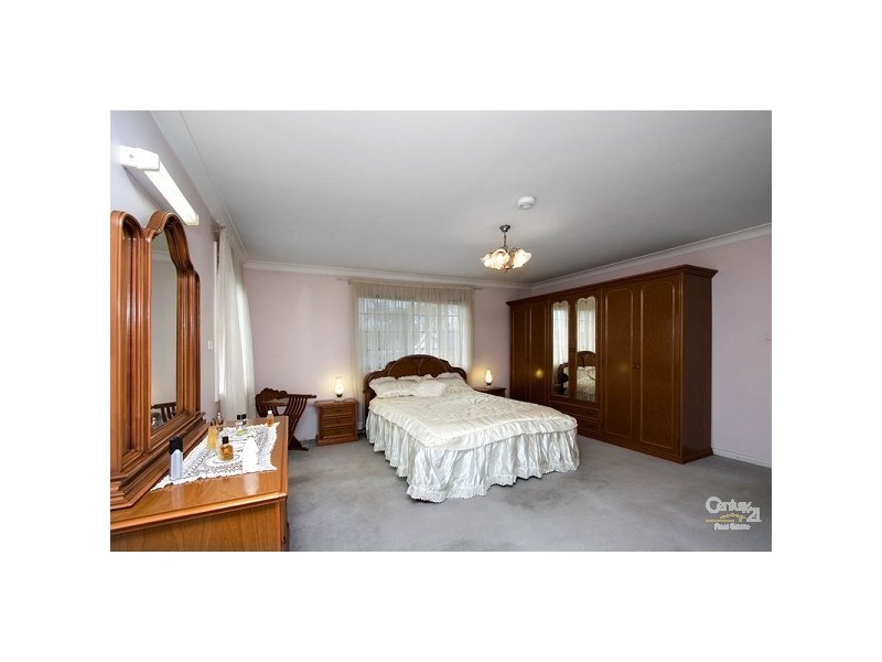 27 Prince Edward Avenue, Earlwood NSW 2206