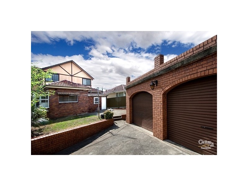 27 Prince Edward Avenue, Earlwood NSW 2206