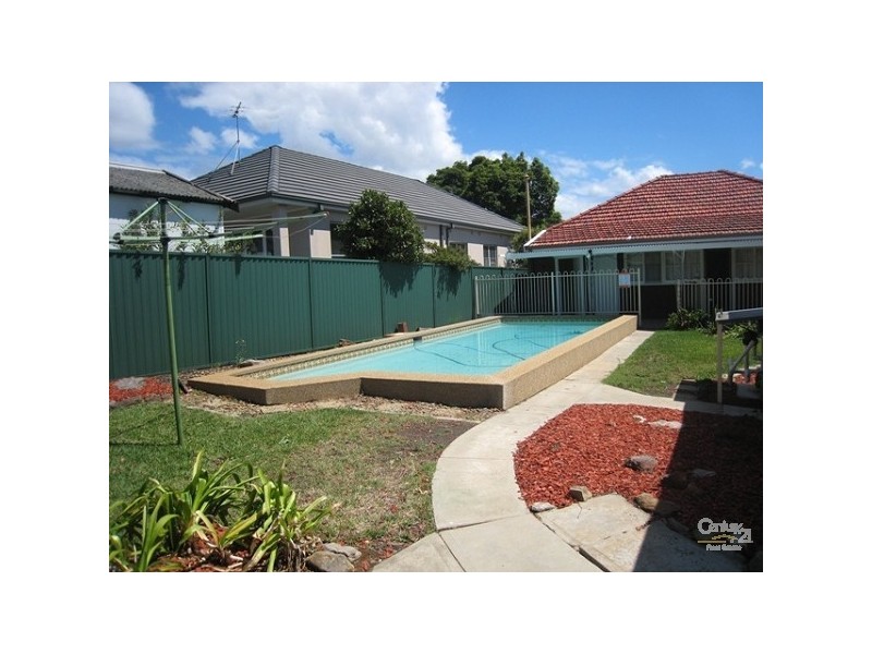 24 Rosemeath Avenue, Kingsgrove NSW 2208