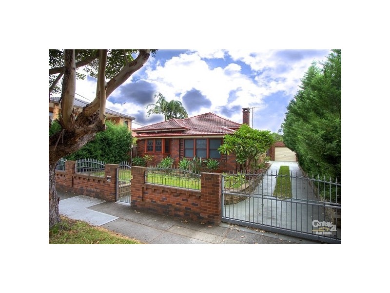 31 Earlwood Avenue, Earlwood NSW 2206