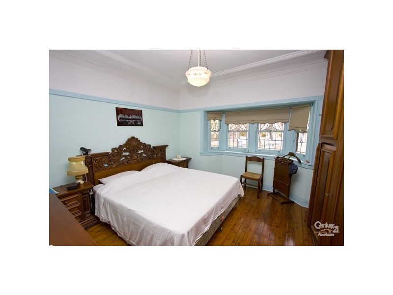 31 Earlwood Avenue, Earlwood NSW 2206