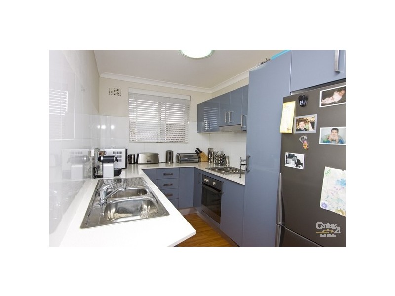 5/10 Dunkirk Avenue, Kingsgrove NSW 2208