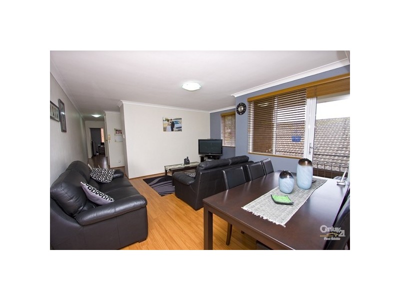 5/10 Dunkirk Avenue, Kingsgrove NSW 2208