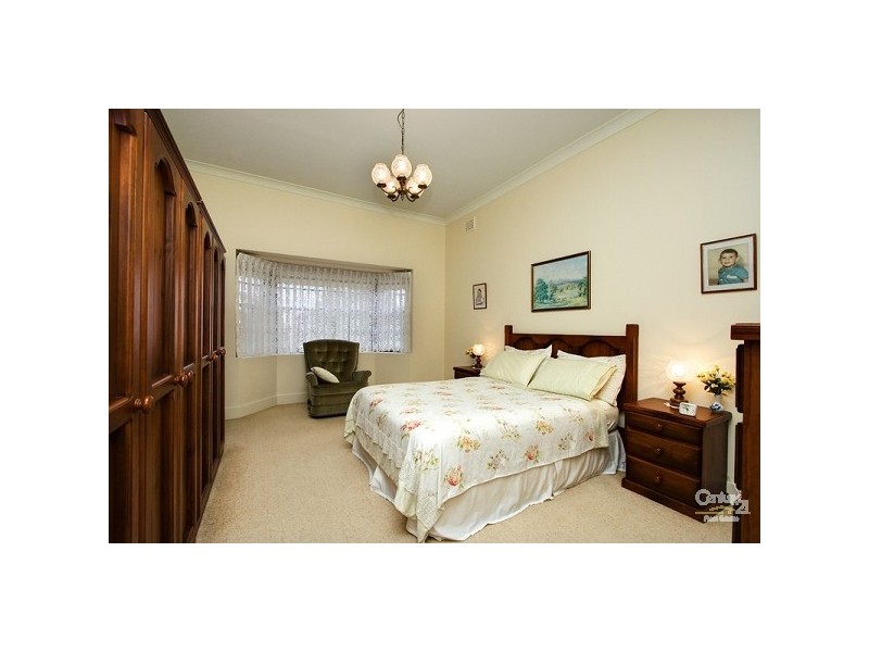 3 Leonora Street, Earlwood NSW 2206