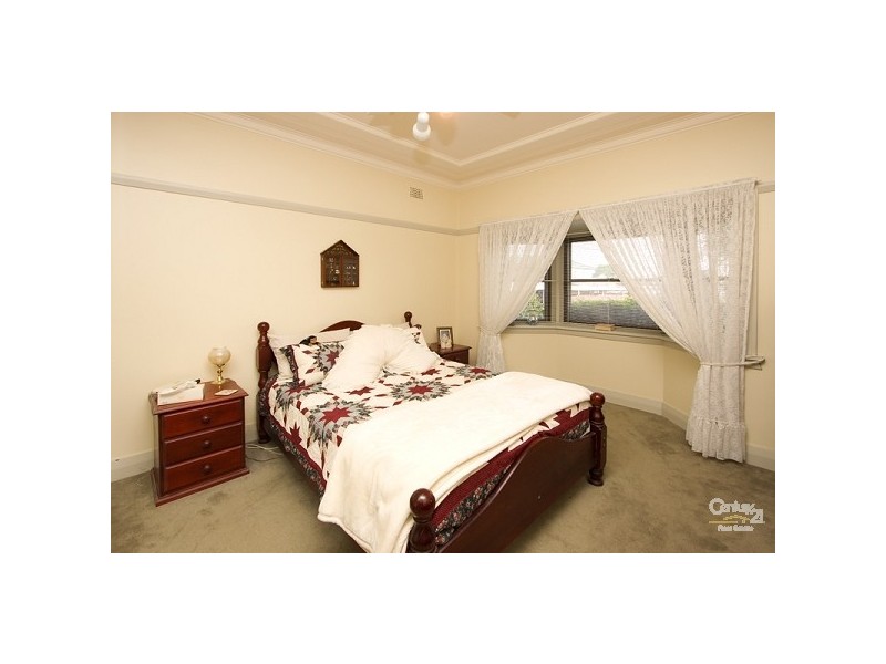 20 Charleston Avenue, Earlwood NSW 2206