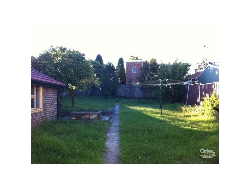 573 Homer Street, Earlwood NSW 2206