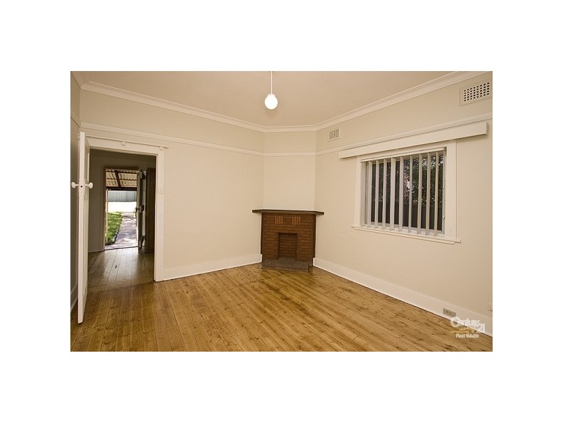 29 Pembroke Avenue, Earlwood NSW 2206