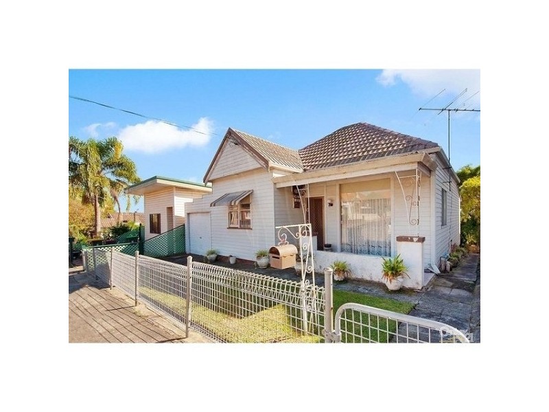 27 Caroline Street, Earlwood NSW 2206