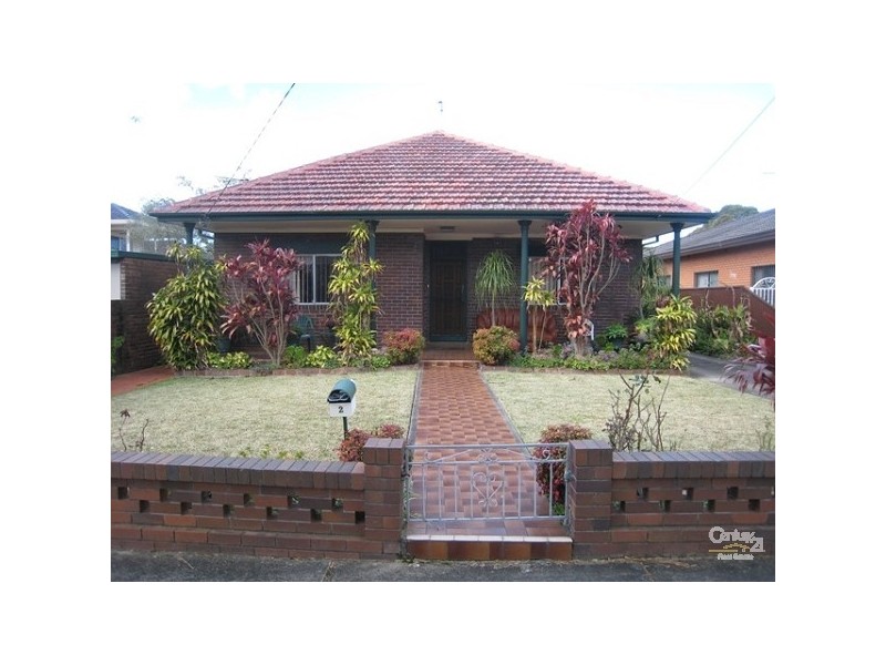 2/2 Lewins Street, Earlwood NSW 2206