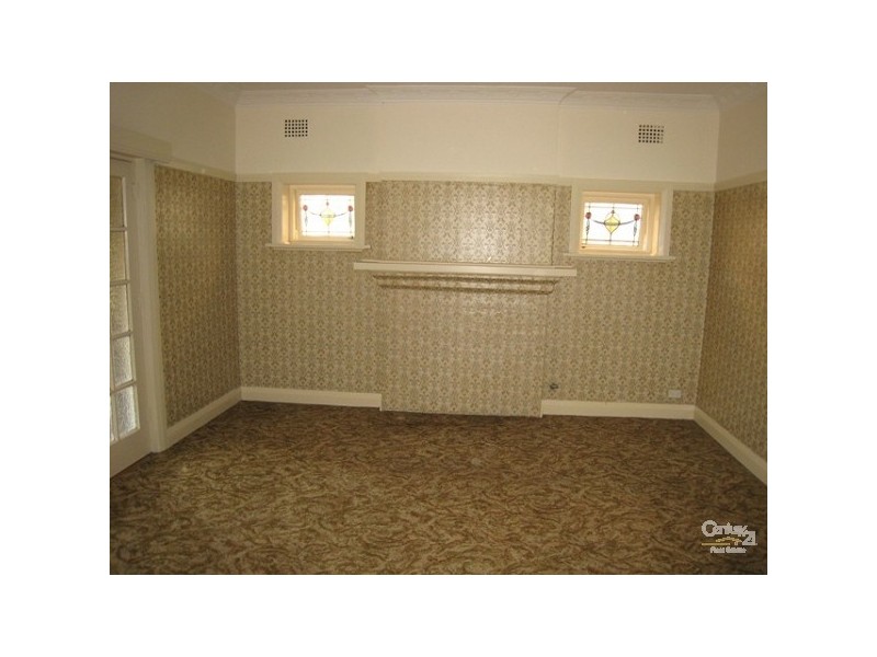 76 Gueudecourt Avenue, Earlwood NSW 2206