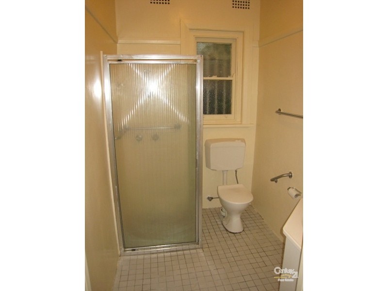 76 Gueudecourt Avenue, Earlwood NSW 2206