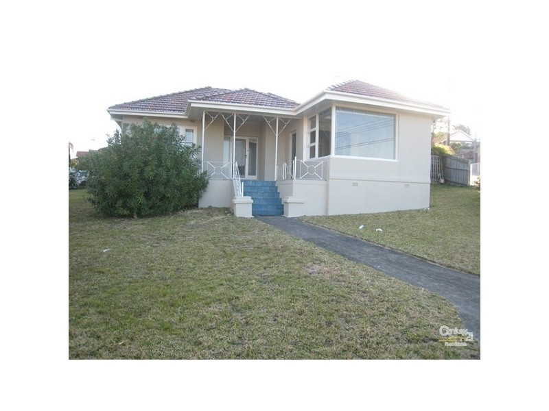 3 Gueudecourt Avenue, Earlwood NSW 2206