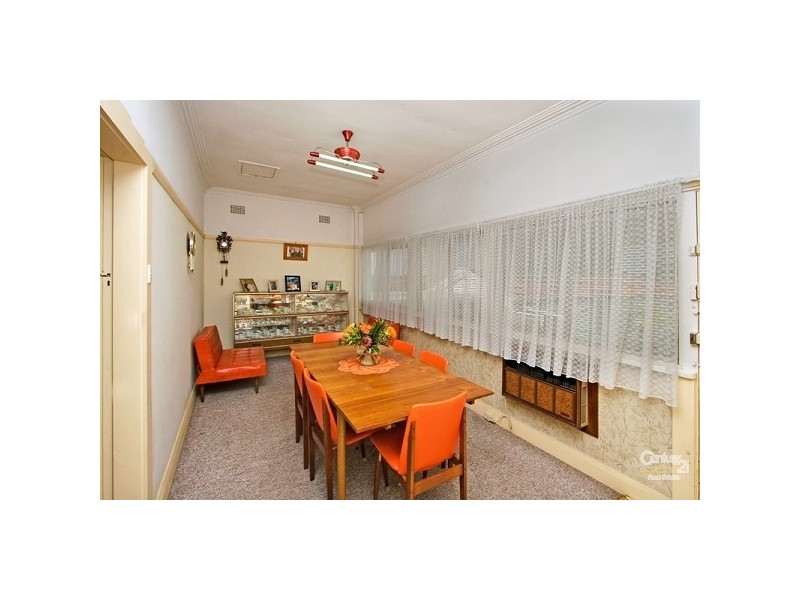 26 Lawn Avenue, Clemton Park NSW 2206