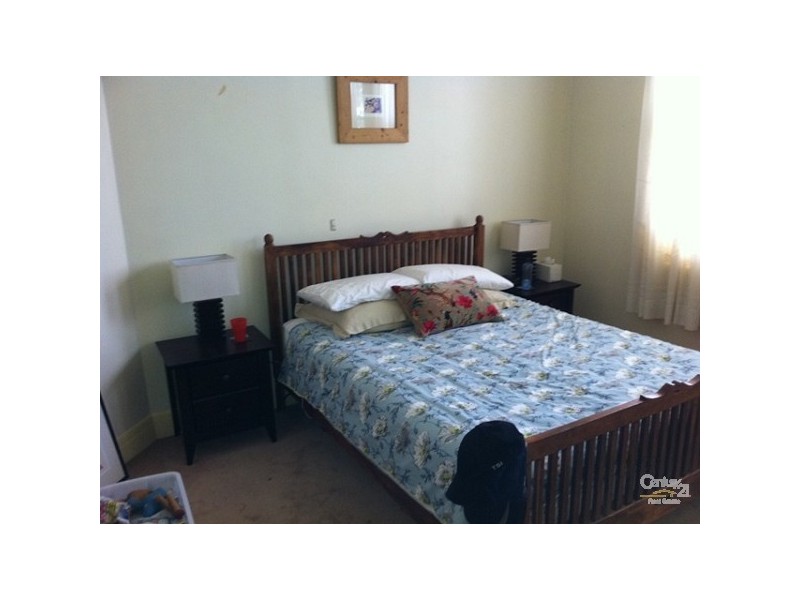 24 Highworth Avenue, Bexley NSW 2207