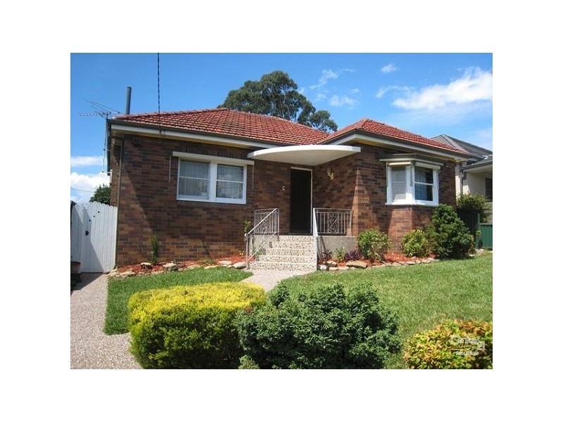 24 Rosemeath Avenue, Kingsgrove NSW 2208