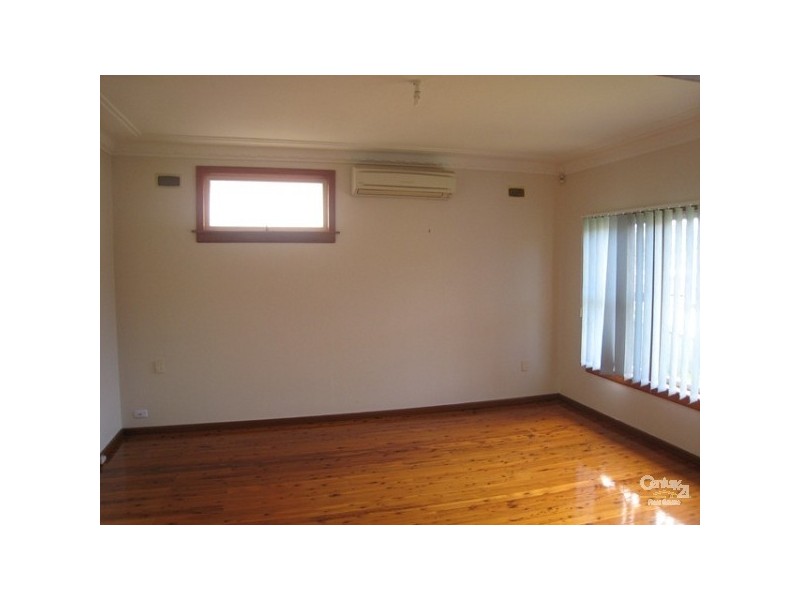 33 Bass Road, Earlwood NSW 2206