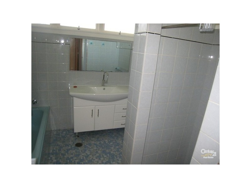 33 Bass Road, Earlwood NSW 2206