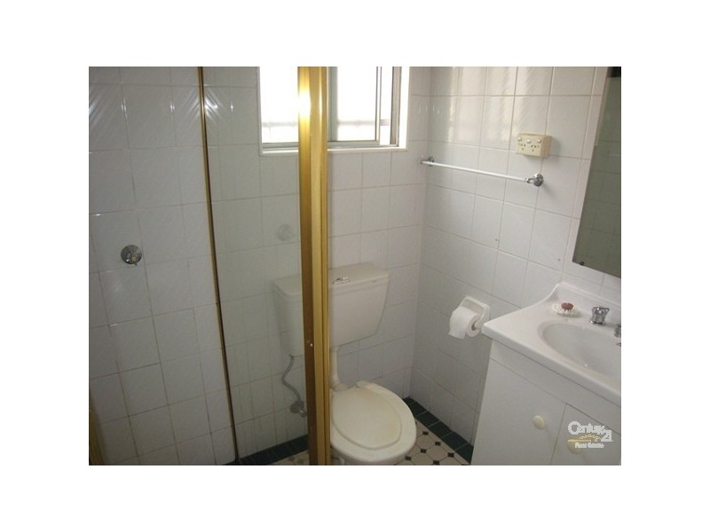 2/235 New Canterbury Road, Lewisham NSW 2049