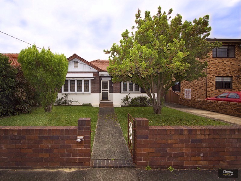 78 Gueudecourt Avenue, Earlwood NSW 2206