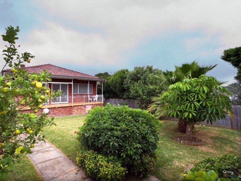 1 Gretchen Avenue, Earlwood NSW 2206