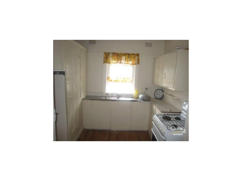 6 Vimy Street, Earlwood NSW 2206