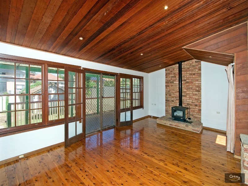 36 Gueudecourt Avenue, Earlwood NSW 2206