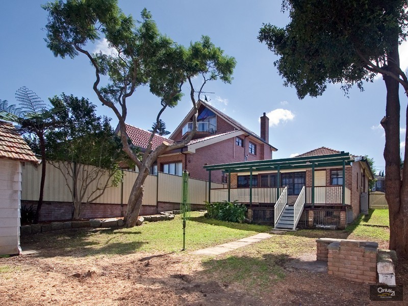 36 Gueudecourt Avenue, Earlwood NSW 2206