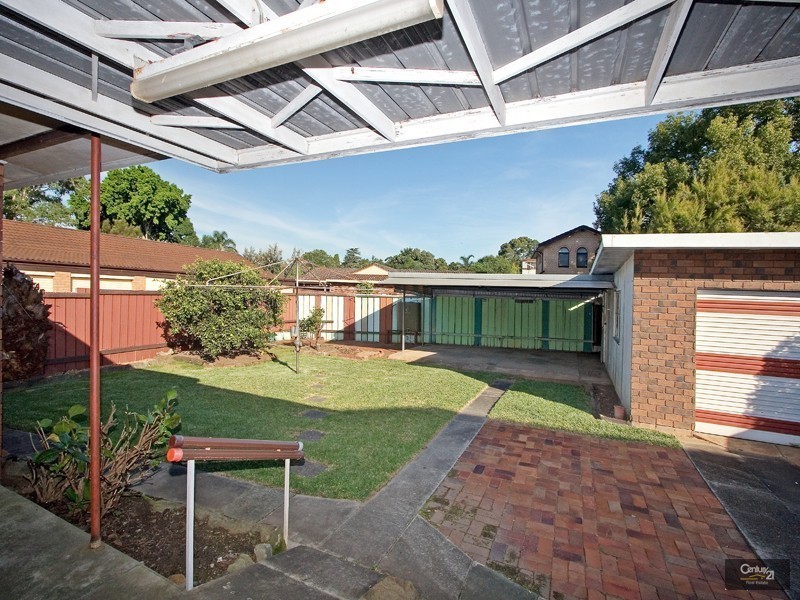 20 Moorefields Road, Kingsgrove NSW 2208